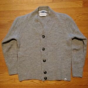 Men's Gray Sweater